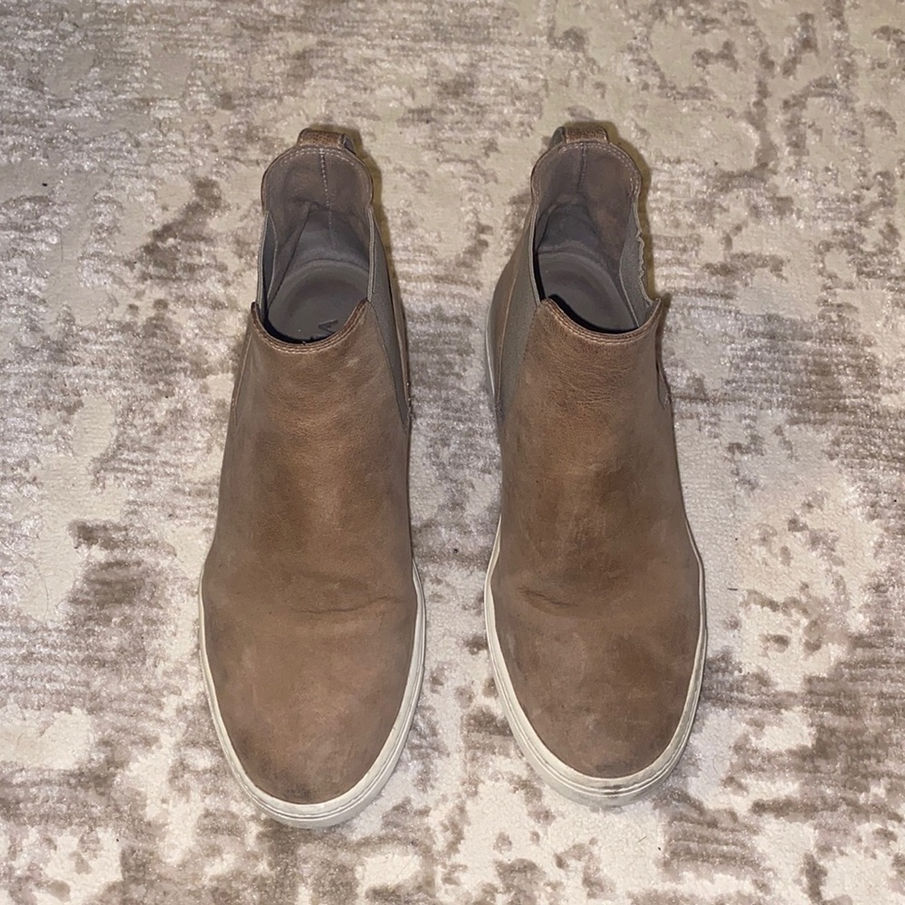 Vince high-top sneakers!